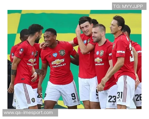 曼联全力争胜发布海报马奎尔独自亮相迎战布莱顿