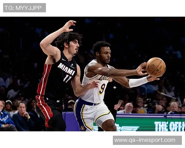 夸梅：布朗尼若想首发需提升接球投篮能力不能只依赖老爸的三分训练